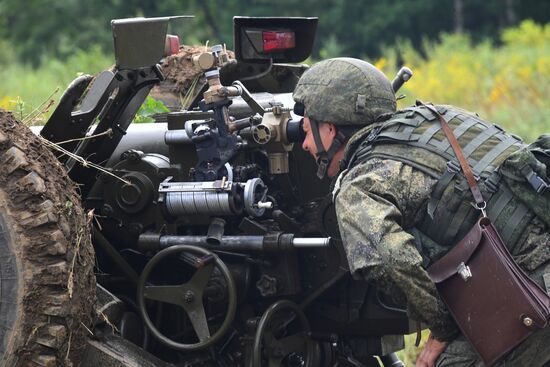 Russia Airborne Troops Artillery Gun Drills