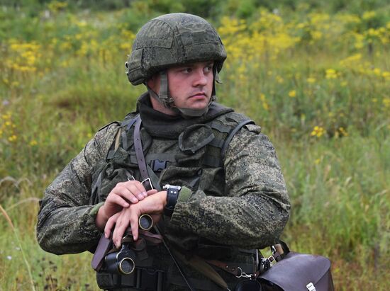Russia Airborne Troops Artillery Gun Drills