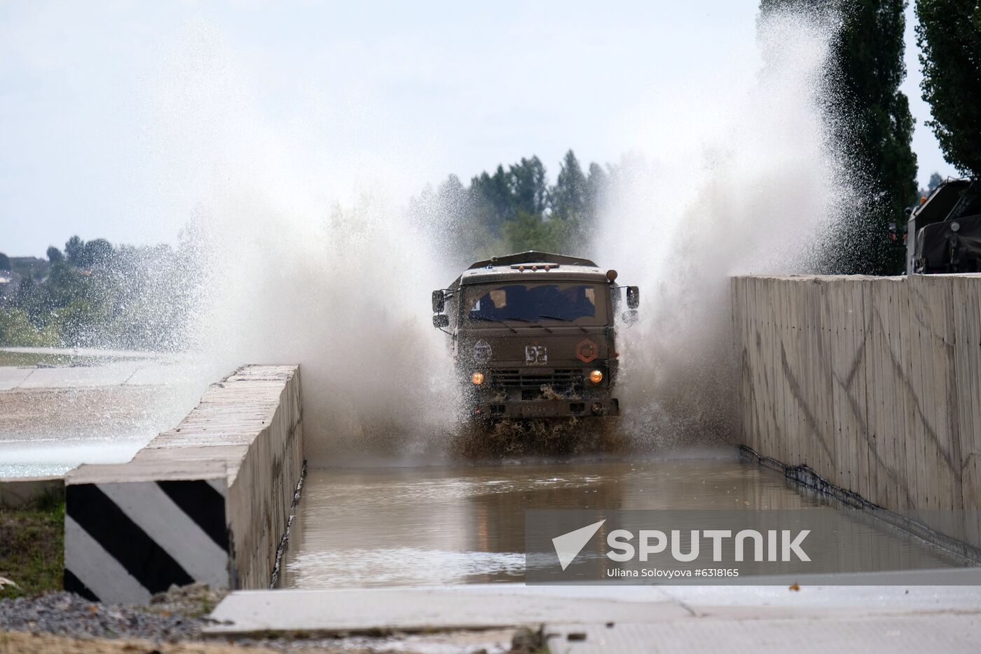 Russia Army Games Armored Vehicles Masters