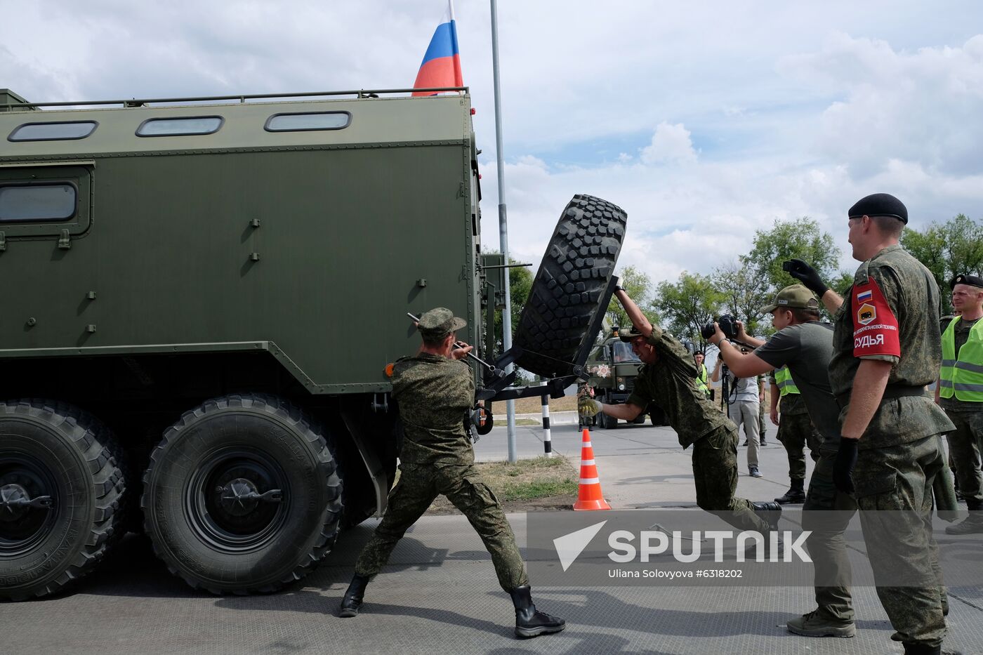 Russia Army Games Armored Vehicles Masters