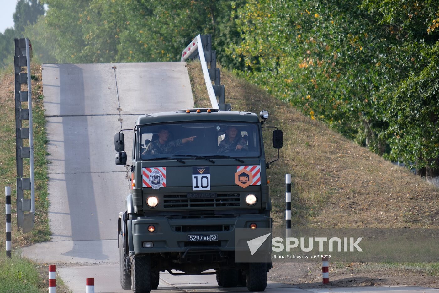Russia Army Games Armored Vehicles Masters