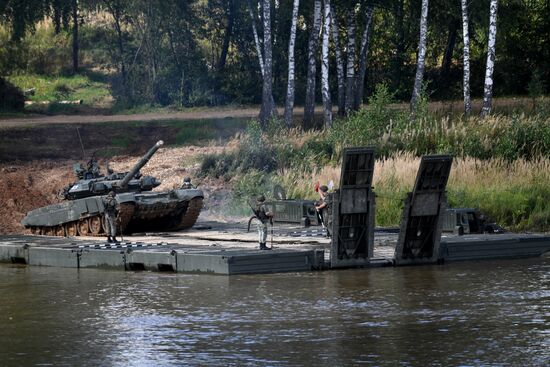 Russia Army Forum Naval Cluster