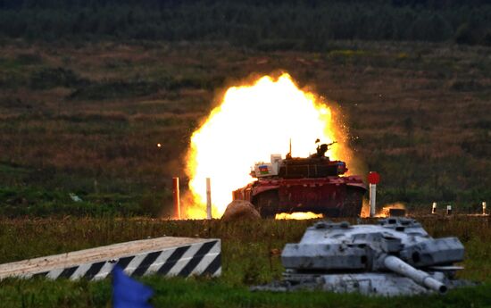 Russia Army Games Tank Biathlon