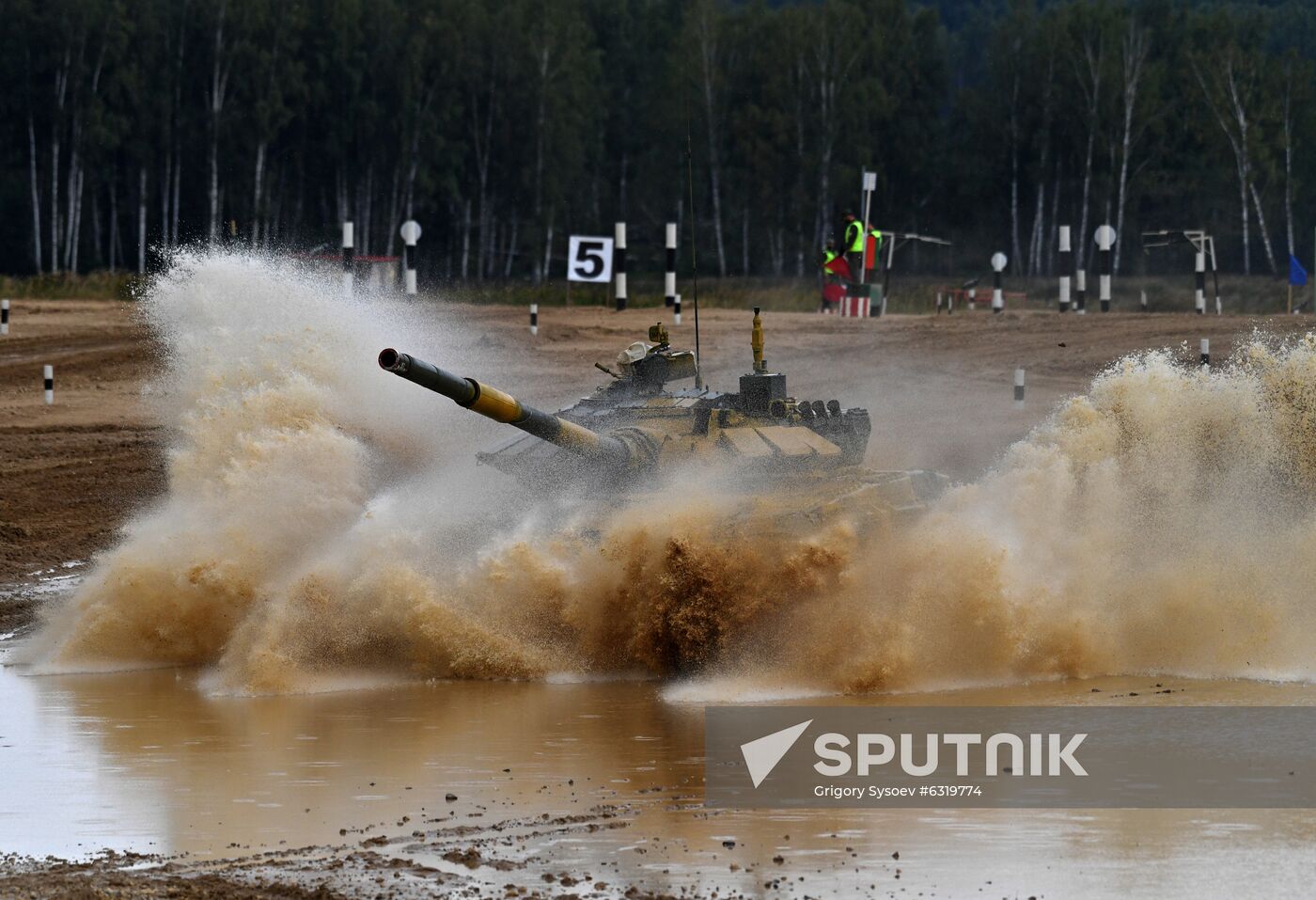 Russia Army Games Tank Biathlon