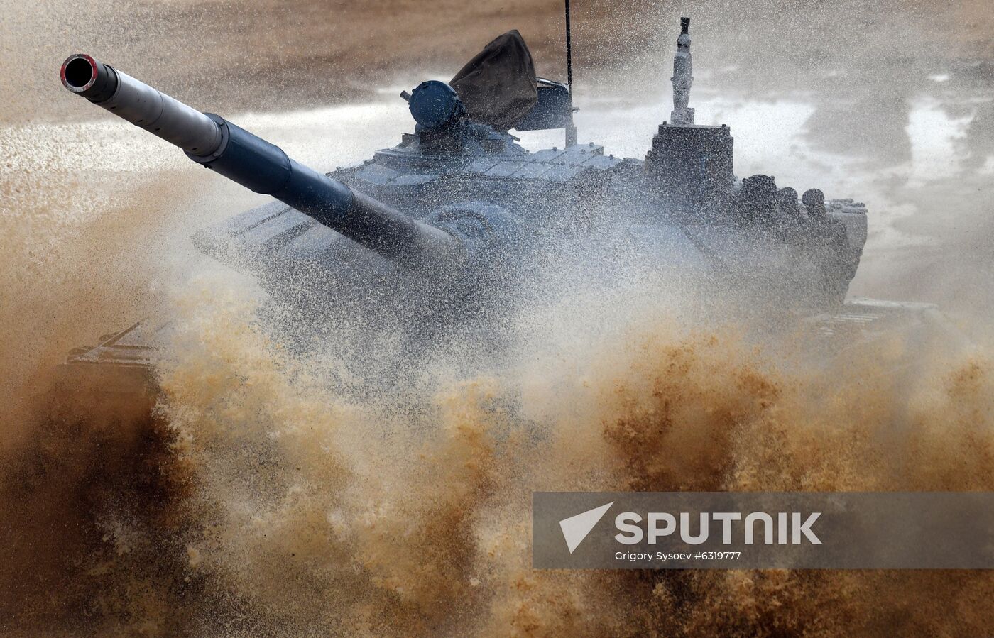 Russia Army Games Tank Biathlon
