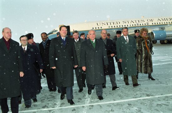 Albert Gore visits Russia