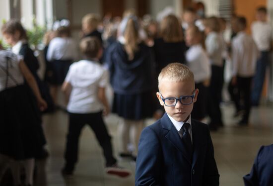 Russia The First School Day