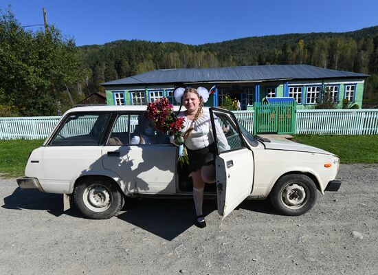 Russia Siberian Taiga School 