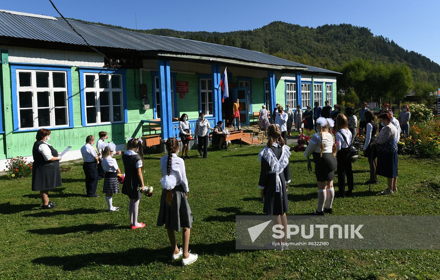 Russia Siberian Taiga School 