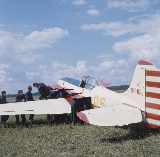 Yakovlev Yak-18PS stunt flying plane