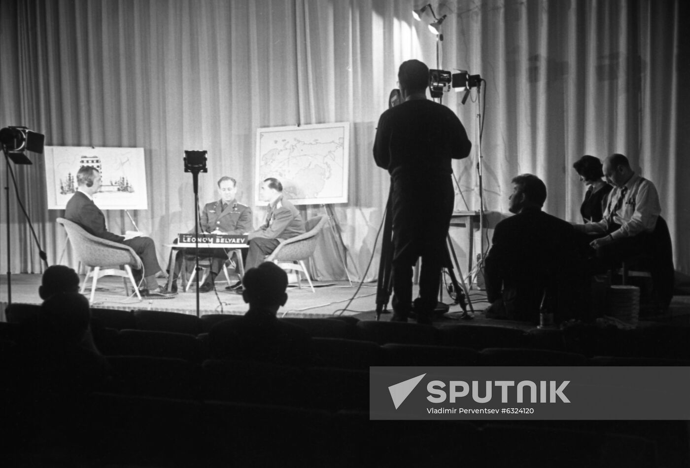 Filming documentary about Pavel Belyayev and Alexei Leonov