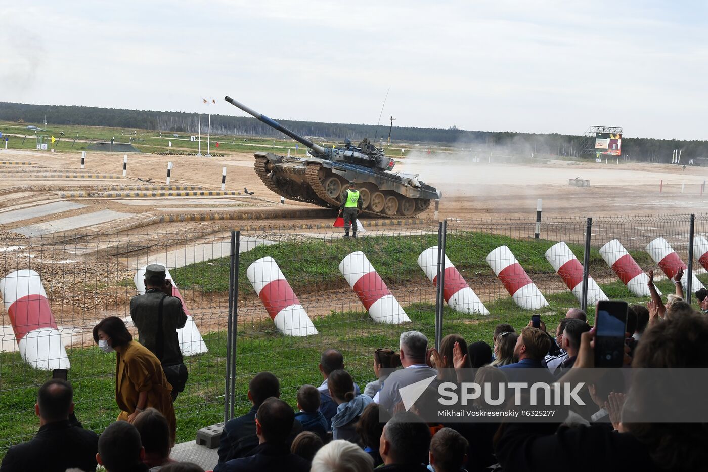 Russia Army Games Tank Biathlon