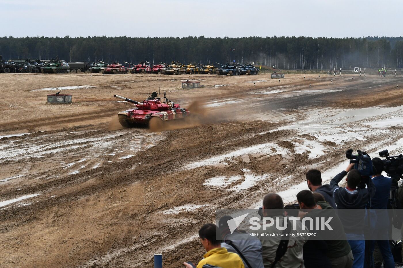 Russia Army Games Tank Biathlon