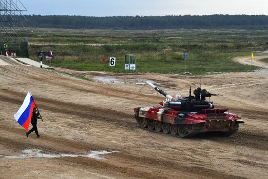 Russia Army Games Tank Biathlon