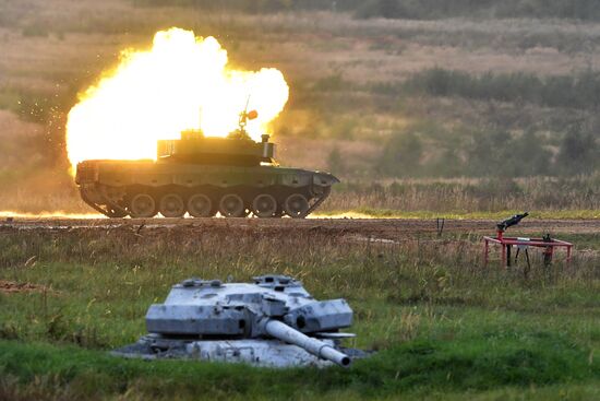 Russia Army Games Tank Biathlon