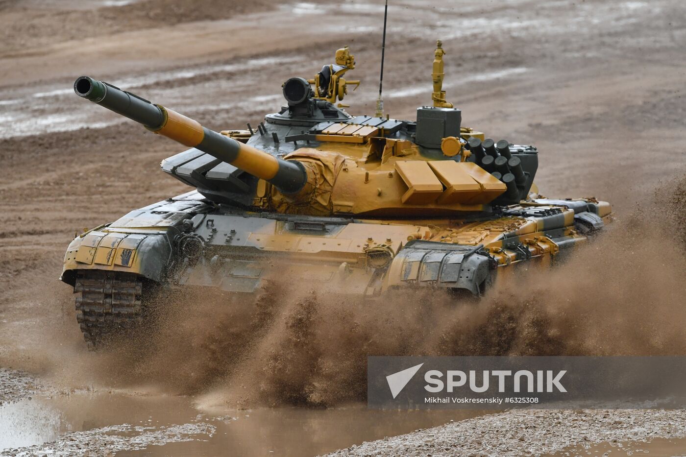 Russia Army Games Tank Biathlon