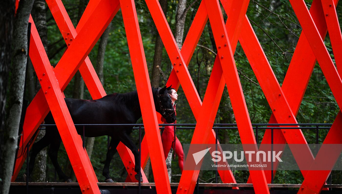 Russia Archstoyanie Festival