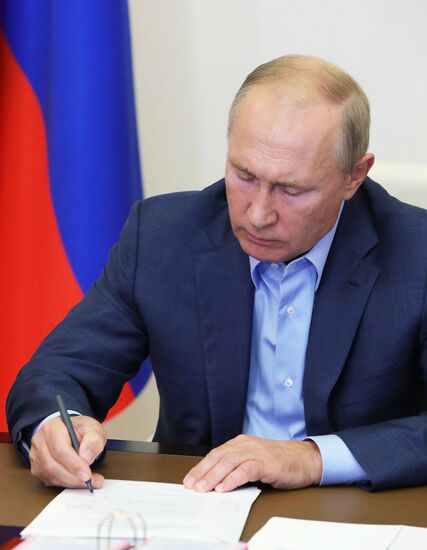 Russia Putin Managers Contest