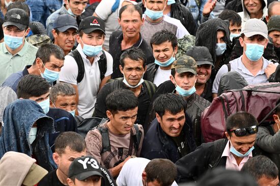 Russia Uzbekistan Guest Workers
