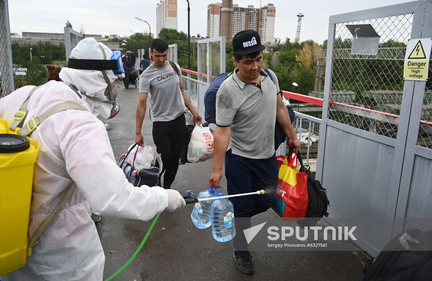 Russia Uzbekistan Guest Workers