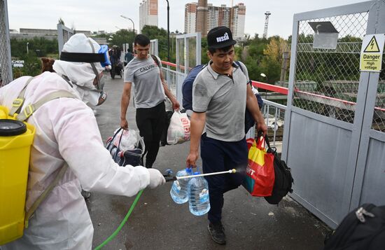 Russia Uzbekistan Guest Workers