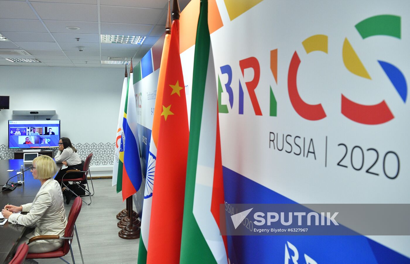 Traditional BRICS Urbanization Forum. Day one