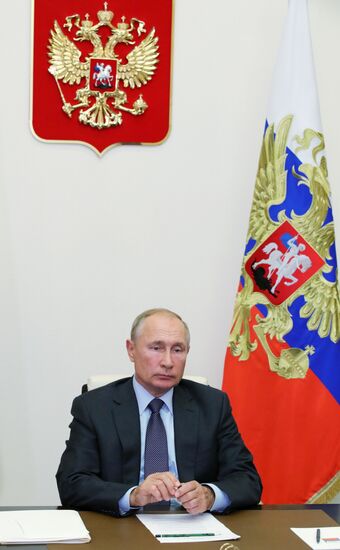 Russia Putin Economy