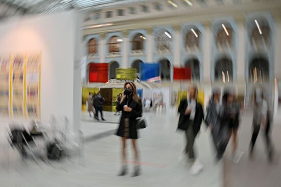 Russia Cosmoscow Art Fair