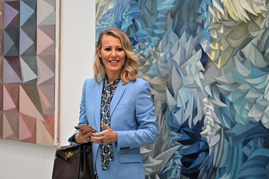 Russia Cosmoscow Art Fair