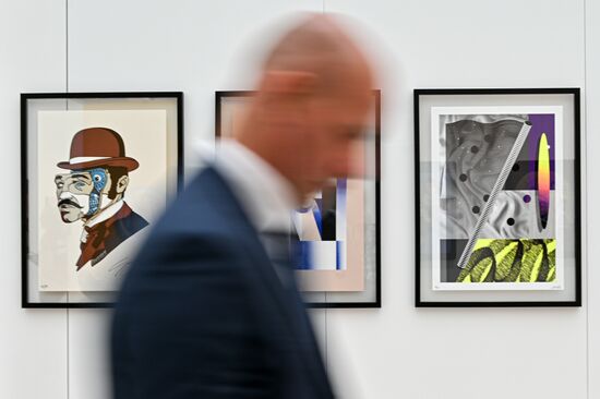 Russia Cosmoscow Art Fair