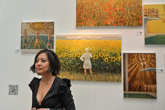 Russia Cosmoscow Art Fair