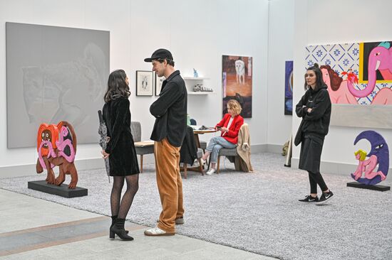 Russia Cosmoscow Art Fair