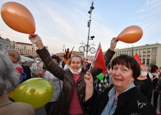 Belarus Lukashenko Supporters Rally