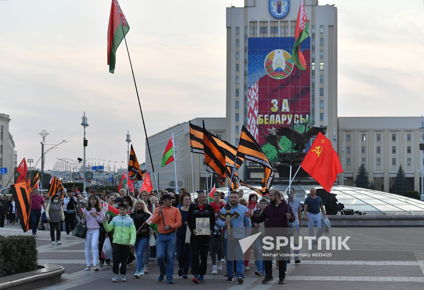 Belarus Lukashenko Supporters Rally