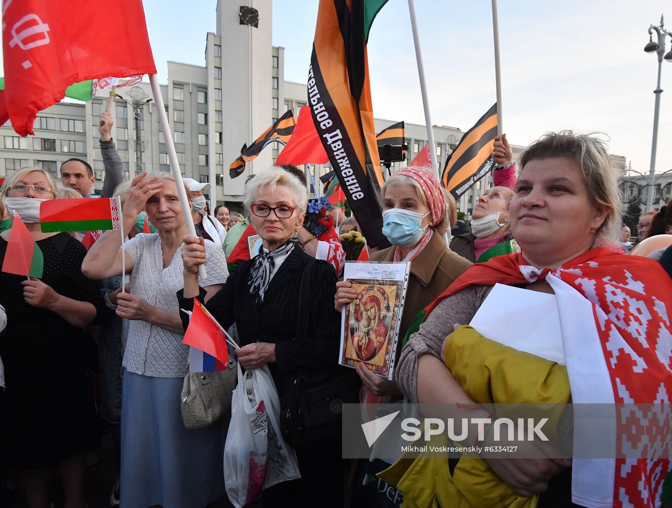 Belarus Lukashenko Supporters Rally