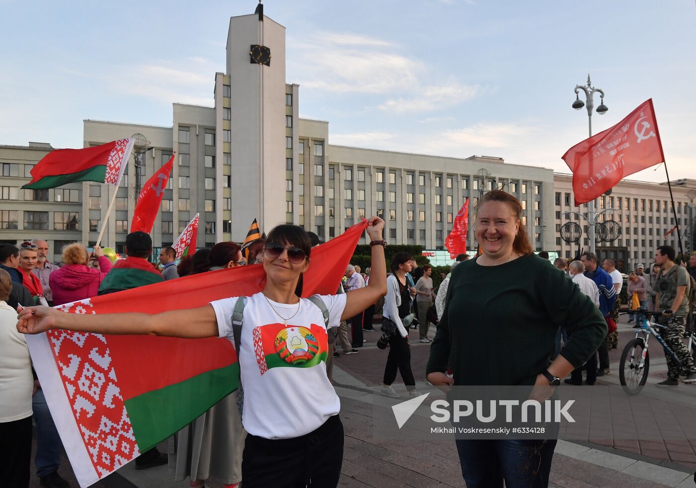 Belarus Lukashenko Supporters Rally