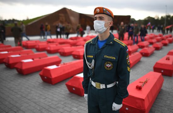 Russia World War II Soviet Soldiers Remains Reburial