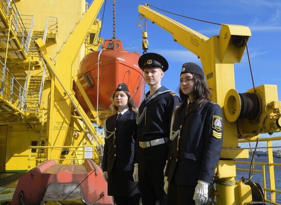 Russia Icebreaker Festival