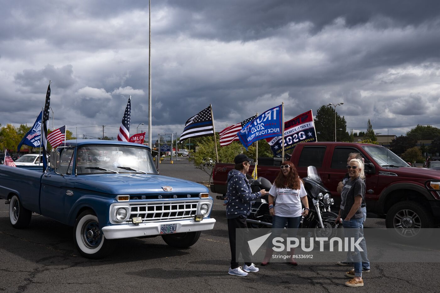 US Trump Supporters Rally