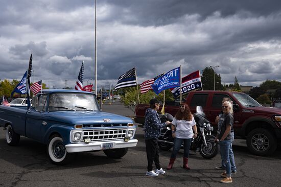 US Trump Supporters Rally