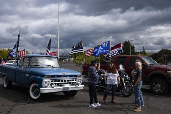 US Trump Supporters Rally