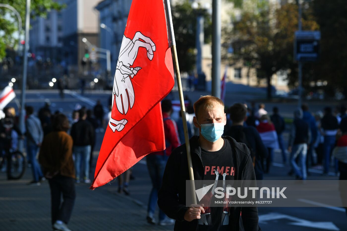 Belarusian opposition supporters march during a rally against presidential election results in Minsk, Belarus.
Location: Belarus, Minsk. Author: Mikhail Voskresenskiy/Sputnik. Belarus Presidential Election Protest