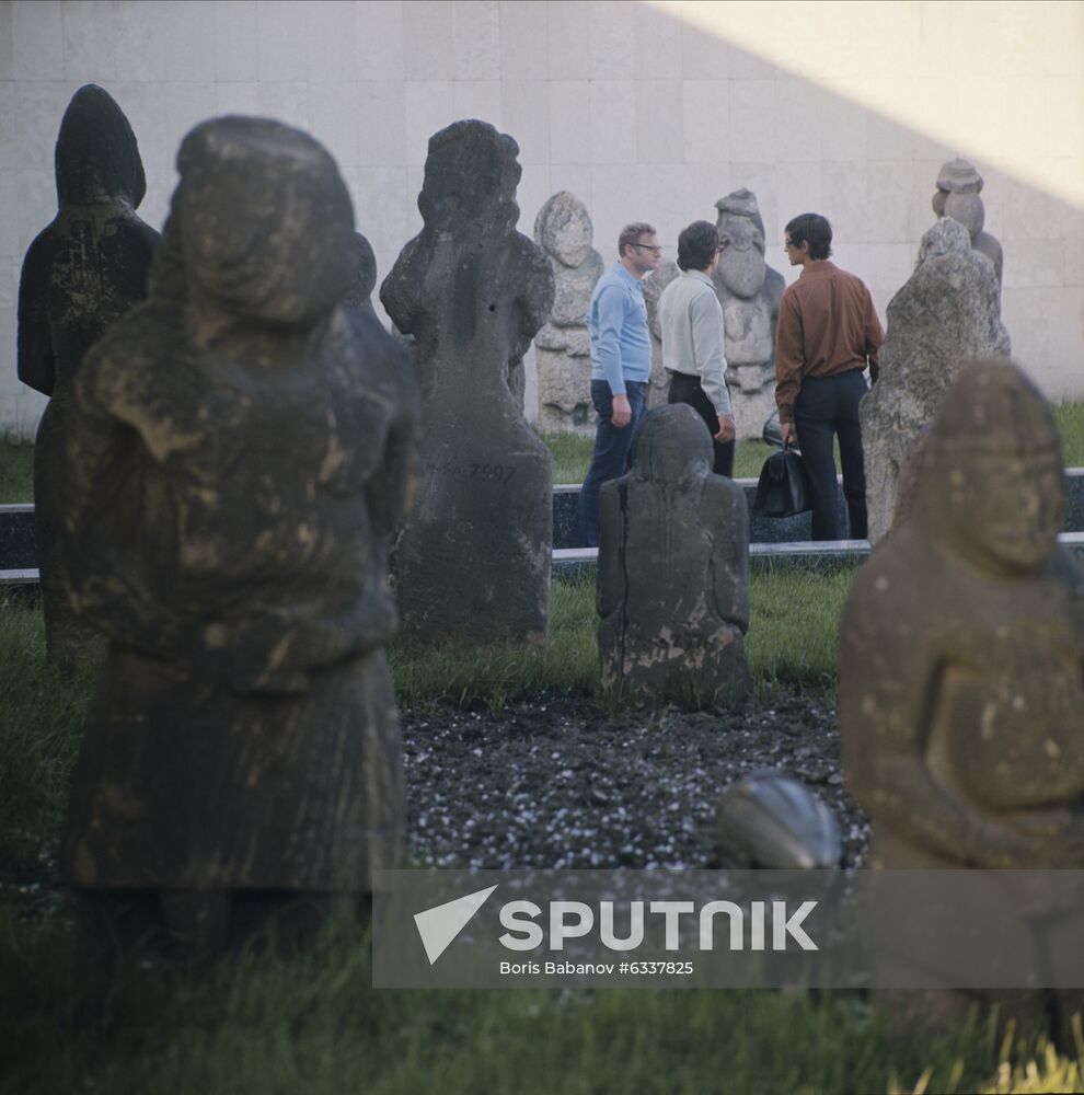 Archeological expedition of Yavornitsky Dnepropetrovsk National History Museum