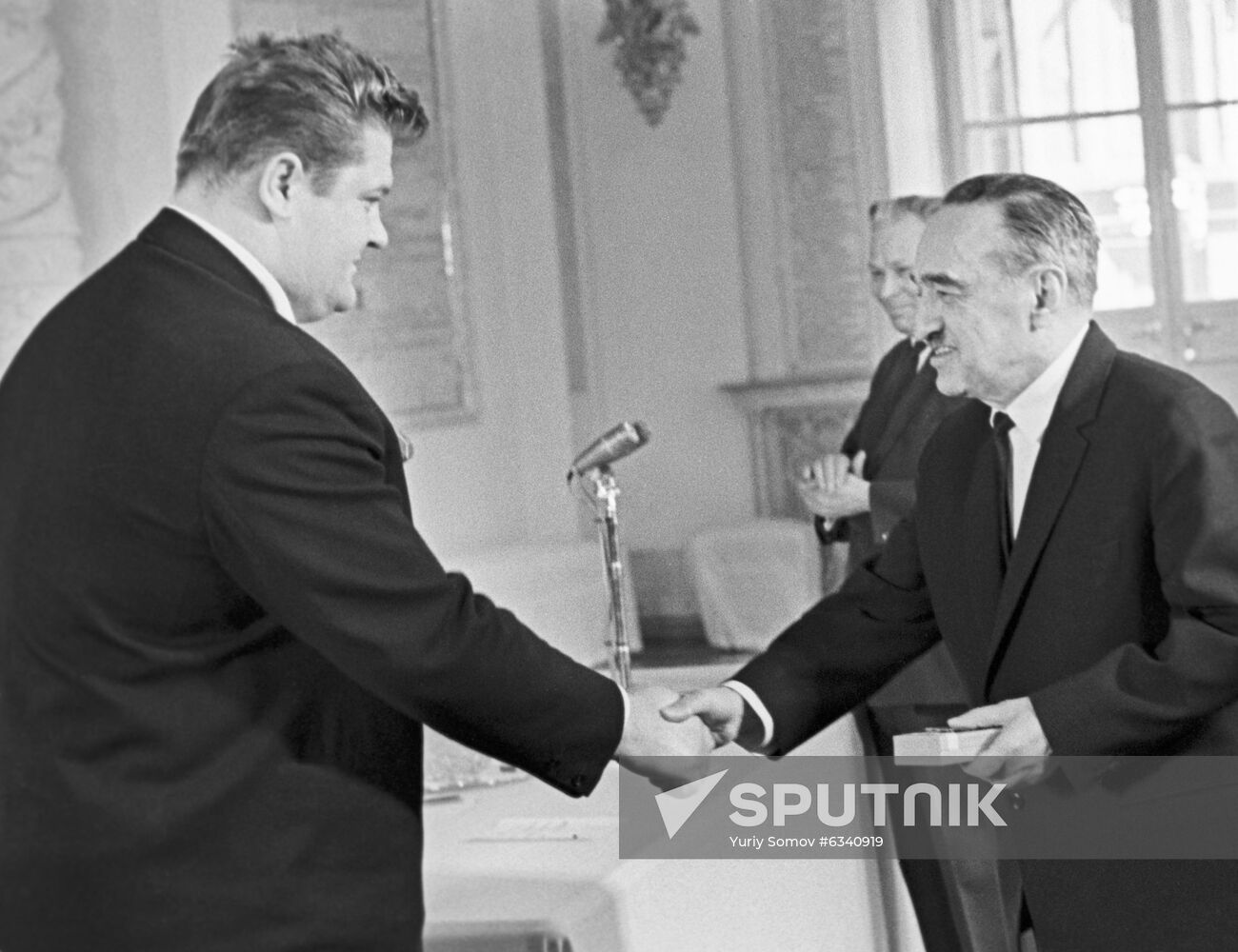 Awarding athletes for successful performance at Olympic Games