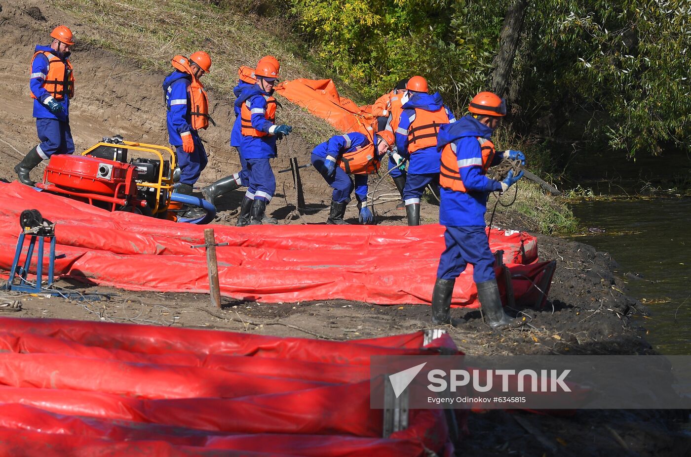 Russia Emergency Services Drills