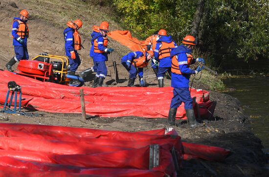 Russia Emergency Services Drills