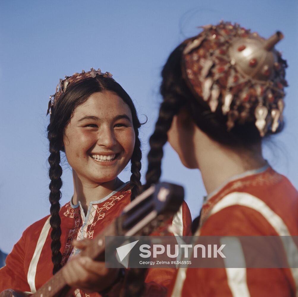 Members of Gultaik amateur band
