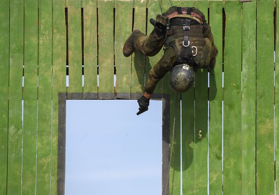 Russia National Guard Maroon Berets Exams