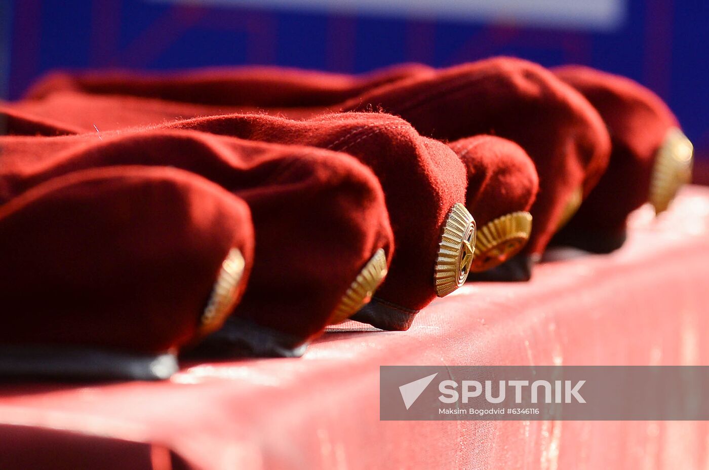 Russia National Guard Maroon Berets Exams