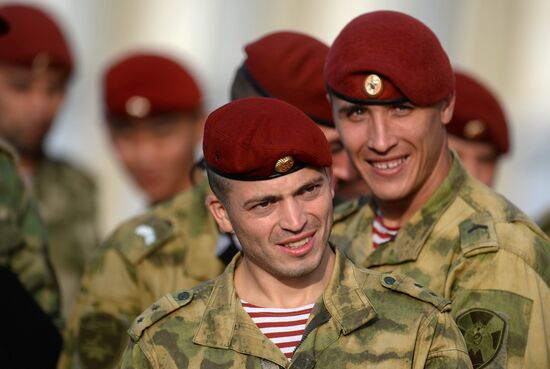 Russia National Guard Maroon Berets Exams